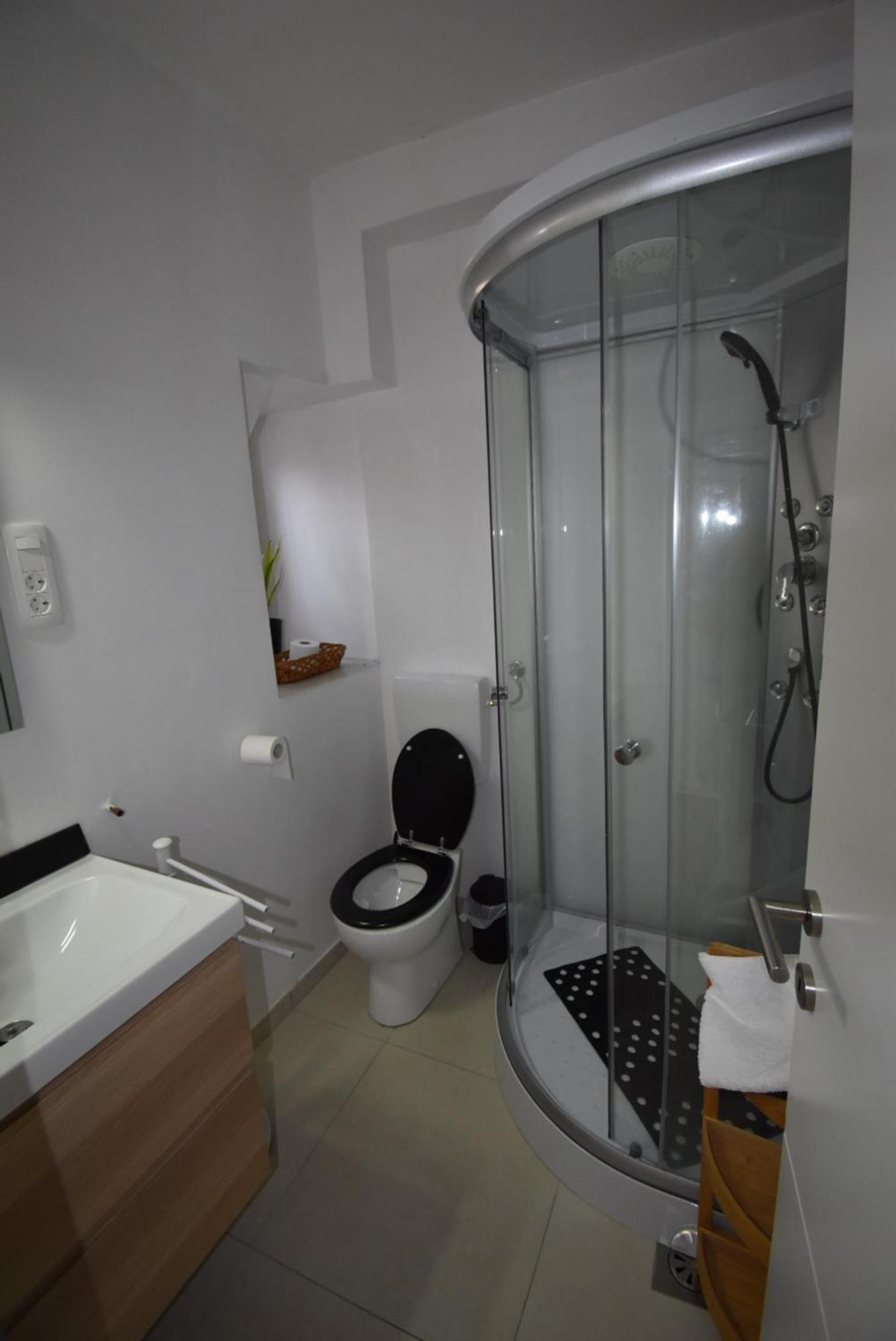 Apartments Free Alps, Massage & Wine Bovec Bagian luar foto